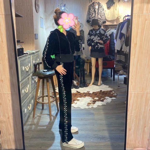 “AREA”copy:crystal trim wide leg track pant and crystal stud hoodie set - Picture 3 of 7